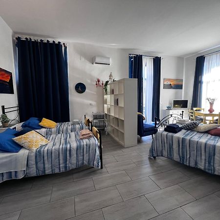 Napoli Da Vivere Suites Giudecca Nápoles Exterior foto