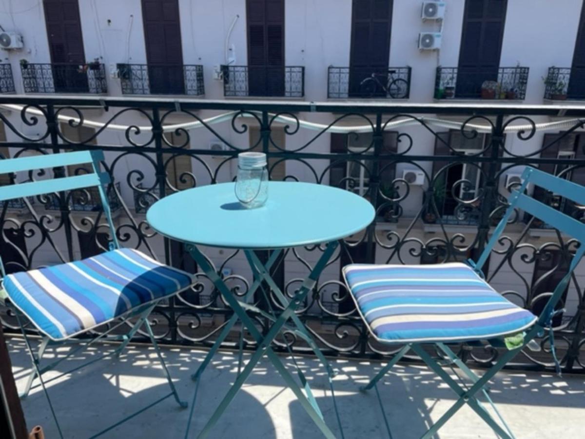Napoli Da Vivere Suites Giudecca Nápoles Exterior foto