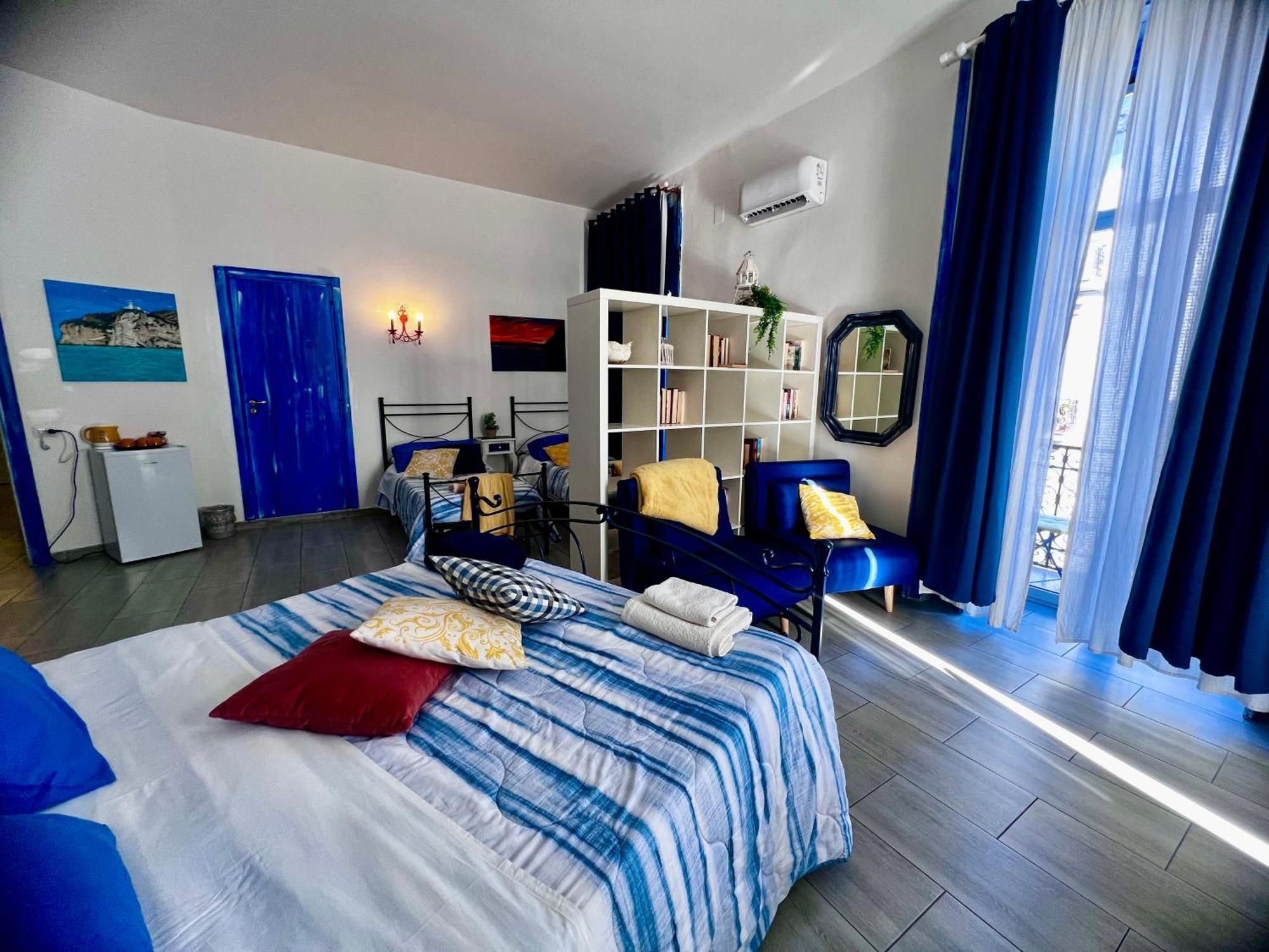 Napoli Da Vivere Suites Giudecca Nápoles Exterior foto